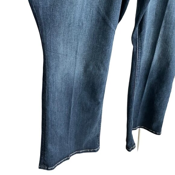 TORRID Mid Rise Jeans Slim Boot Vintage Stretch Denim Women's 28R, 50x31.5 - Picture 3 of 16